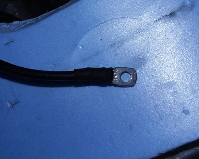 Kabelschuh fertig verpresst und isoliert
