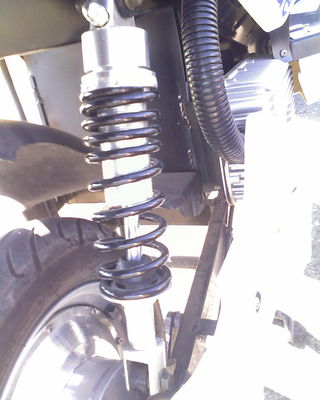 Federbein für Tisong TM-300
Hersteller, Vertrieb oder wer hat so ein Paar zu verkaufen?
