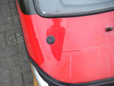 Teilweise beklebte Front
