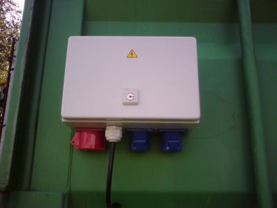 am Container
Keywords: DSK Drehstromkiste Drehstromliste