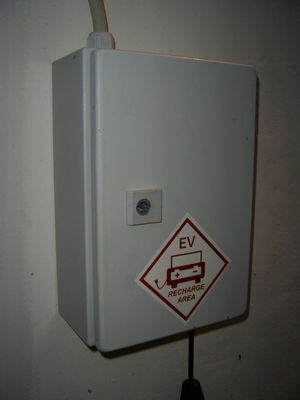 Drehstromkiste "Suck Amps Central". 100% Lichtblick Strom, fingeRWEg vom Kohlestrom
Keywords: DSK Drehstromkiste Drehstromliste