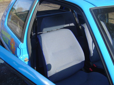 Umbau 2 > 4 Sitzer 12)
und so siehts fertig aus...
