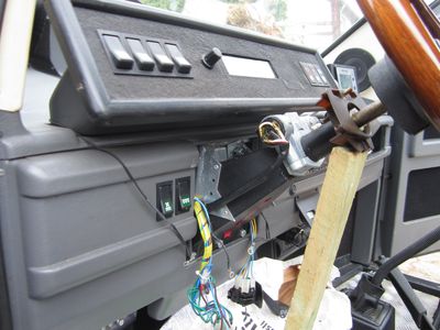 neue Befestigung von links
Keywords: Lenkradtrichter Lenkrad Trichter