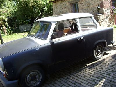 Peters Trabbi, nur fliegen ist schöner...
