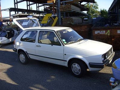 Golf 2 E-Country
