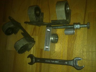 8000km Wartung - Silentblöcke
http://26373.foren.mysnip.de/read.php?363,354979,354979#msg-354979
