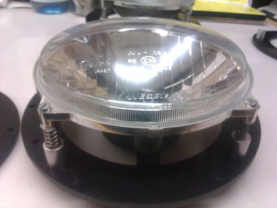 Klarglasscheinwerfer H4
