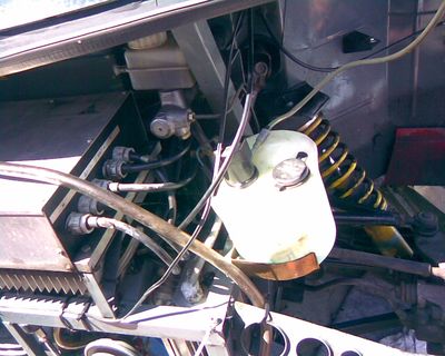 Blick in Motorraum
Blick in den Motorraum ohne Radverkleidung
Keywords: Motorraum