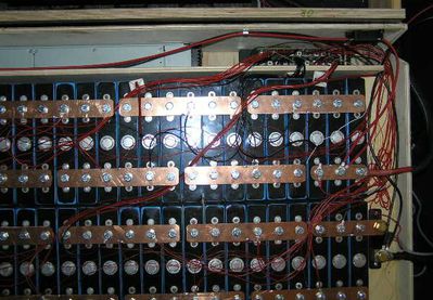 Eingebaut in den Akkukasten
