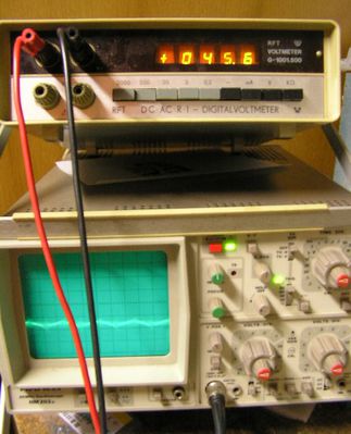 Neue HP-Laderplatine (Prototype)
Spannung und Restwelligkeit  
