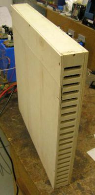 Vorderseite / Luftaustritt
