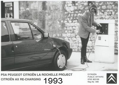 La Rochelle PSA 1993
Bis Heute fahren noch PSA electriques in LaRochelle
Keywords: La Rochelle PSA 1993