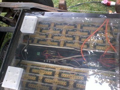 Chevy-Akkupäck - gefühlt 100 x 100Ah Thunderskies...
