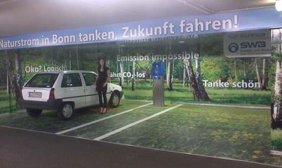 Beethoven-Parkhaus Bonn
So kann ein Parkplatz gestaltet sein, dass selbst der dümmste Verbrennerfahrer merkt, dass er da nix zu suchen hat !
