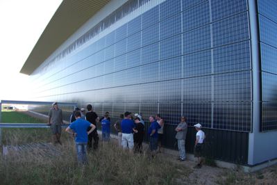 Photon Solar
Die haben sogar einen Twizy
